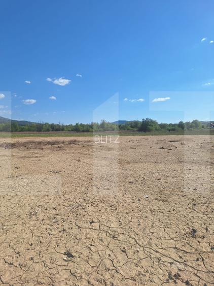 Teren de vânzare 1.600 mp cu deschidere la lac – zona Lacul Surduc - 13