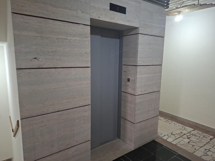 Ofer spre inchirere ap.2 camere Rm. Valcea + garaj