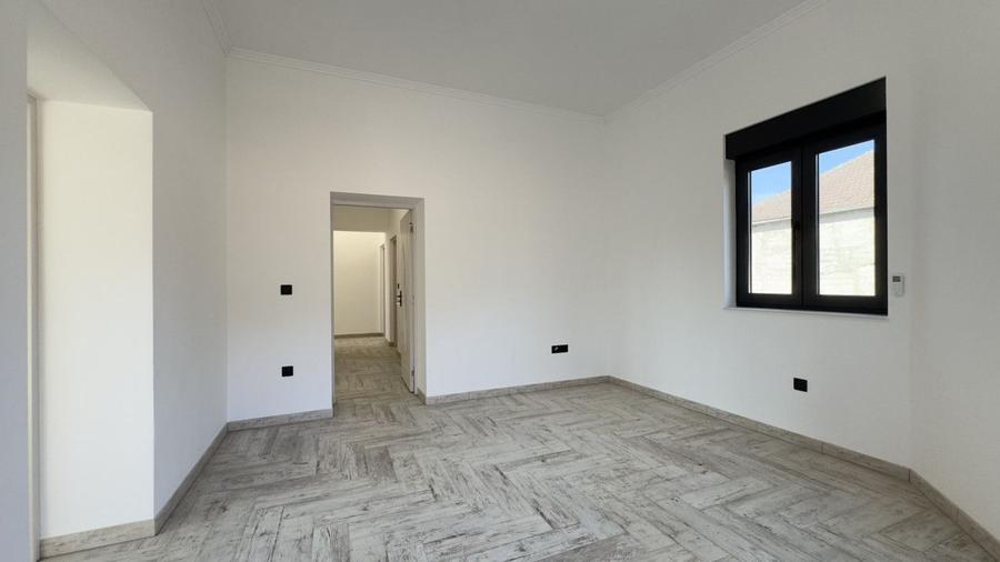 SUPER OFERTĂ! Casă 3 camere 154 mp, Teren 630 mp - Str. T. Vladimirescu - Carei