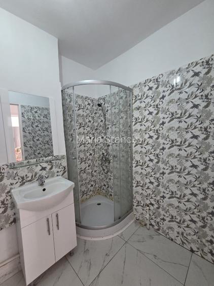 Particular, vand apartament 3 camere proaspat renovat Stefan cel Mare - 9