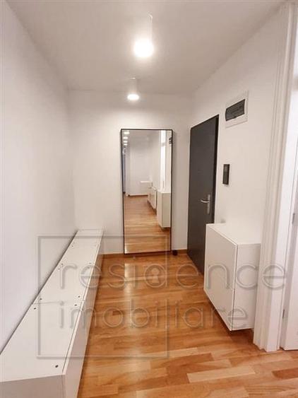 Penthouse modern cu 3 camere, Centru, zona Parcul Central+2 Garaje