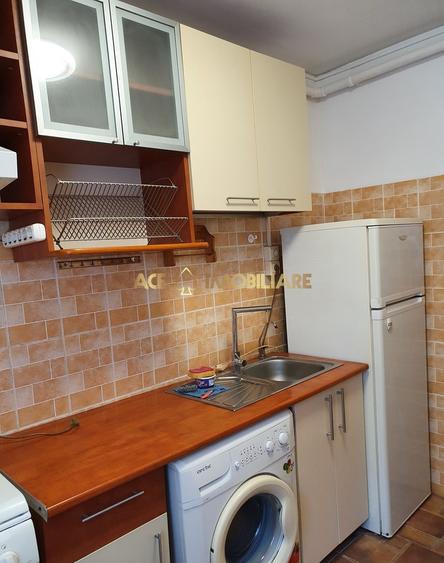 2 Camere de inchiriat | Titan | Metrou | Mobilat