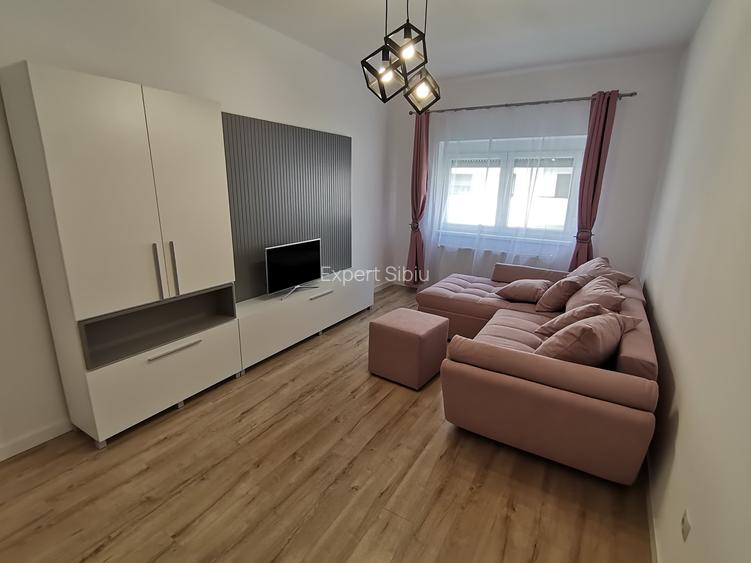 Apartament 2 camere decomandat,recent renovat, zona Calea Cisnadiei - 3