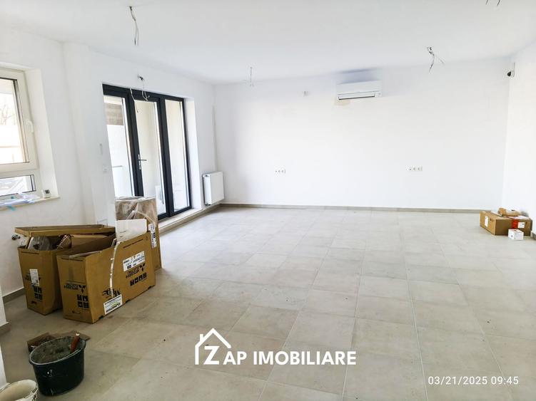 Maurer - Spatiu comercial - Parter - 91 mp, 2 toalete si balcon