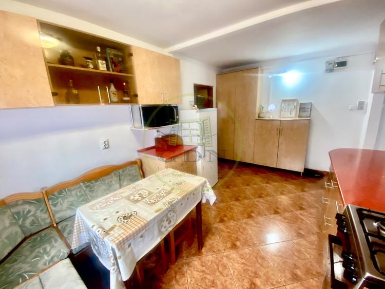 Apart. 3 camere, semidecomandat, mobilat, utilat, str Călugăreni, Rogerius