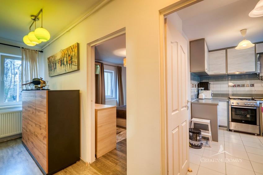 Gara de Nord / Apartament cu doua camere in vila / Centrala proprie