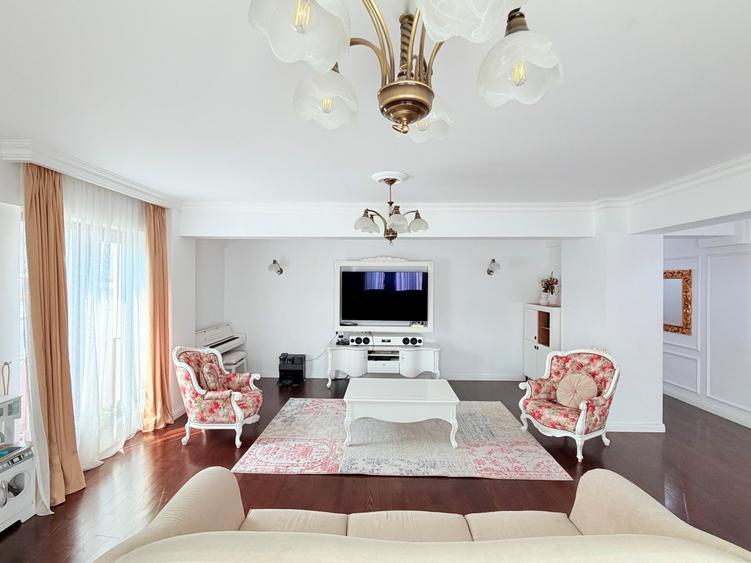Apartament exclusivist tip Penthouse zona Domenii-Parcul Copilului