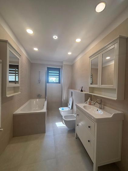 Vanzare apartament 4 camere Timpuri noi