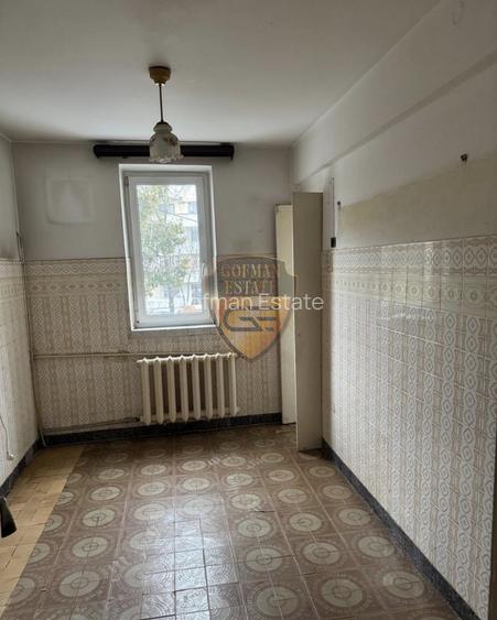 3 camere Tomis II 71mp parter gaze la usa de renovat posibilitate Garaj si Boxa - 9