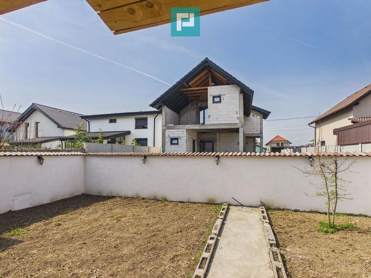 Vilă cu 4 camere in Livada