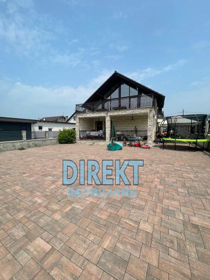 Casa de vanzare + teren, localitatea Dumitra