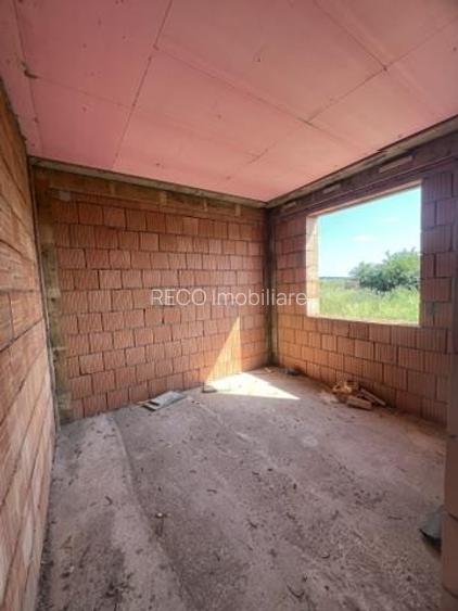 RECO, Casa la rosu, cu toate utilitatile, Zona Cihei, Bihor - 13