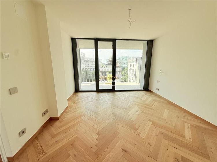 APARATMENT SPECTACULOS PIATA VICTORIEI-PETRU RARES