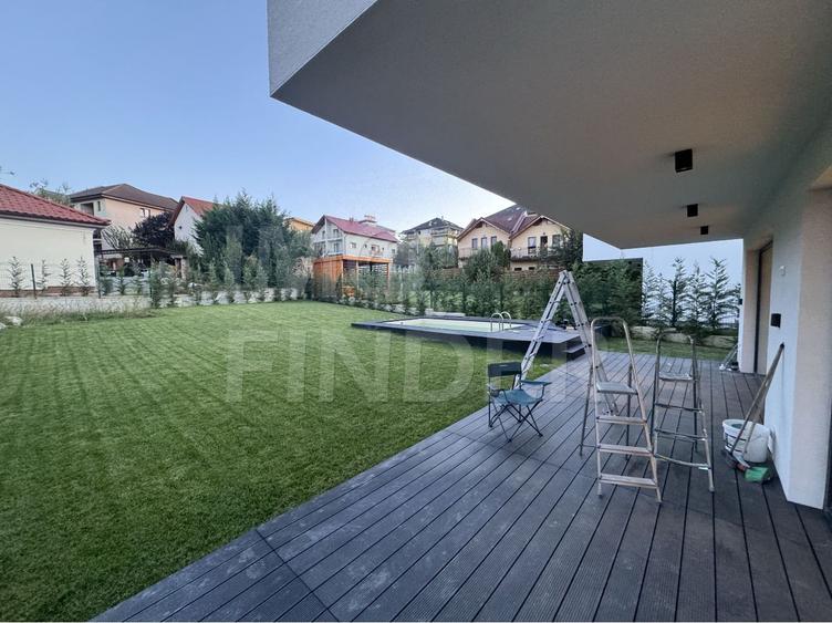 Vanzare vila smart cu piscina, strada privata, A Muresanu