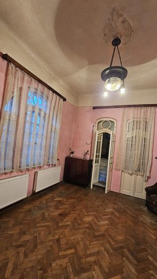 ULTRACENTRAL–Casă tip duplex -Ideal locuință sau investiție