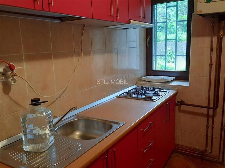 Apartament 3 Camere Centru - 500 euro - 9