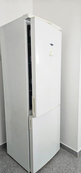 Inchiriere apartament 4 camere, Birou, Comercial