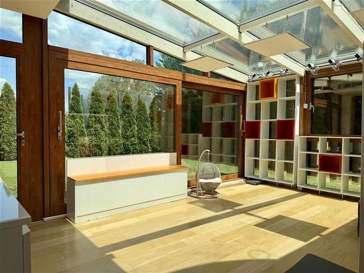 Vila premium cu lift interior, 7 dormitoare si curte proprie I Pipera