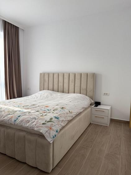 APARTAMENT CU 2 CAMERE SI TERASA DE 16 MP
