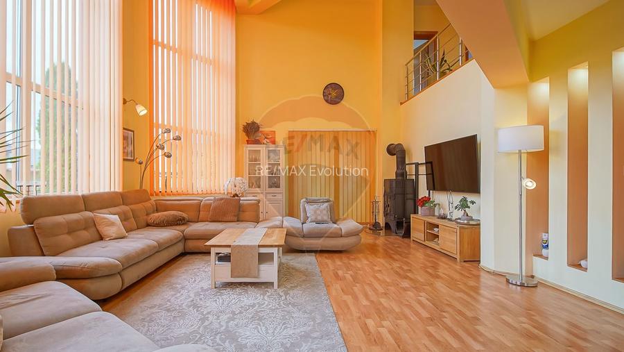 VILA SANNE – 10 camere, teren 1300 mp, Hălchiu - 2