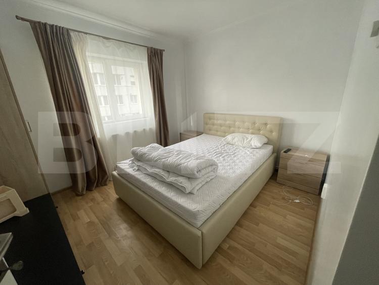 Apartament cu 3 camere, zona centrala
