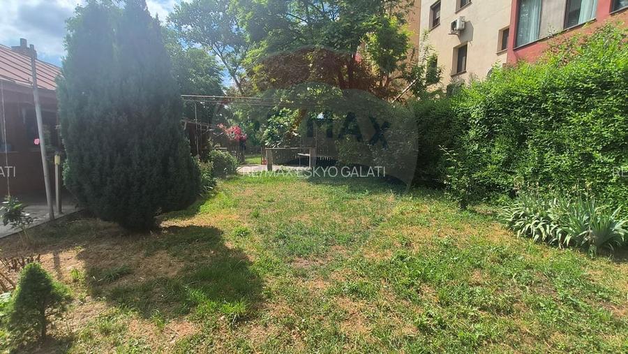 Casă 3 camere + teren 935 mp de vânzare - Zona General Galați - 13
