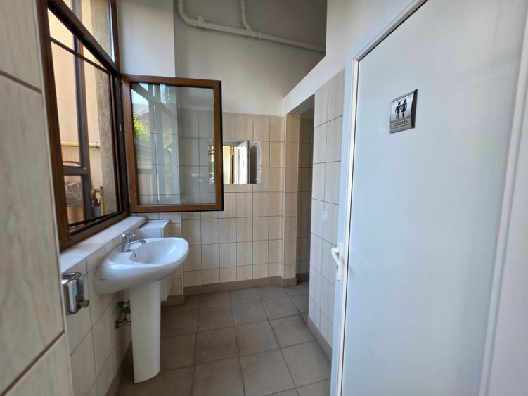 Spatiu D+P+1+M - 17 camere - 793mp - teren 532 mp - Eroii Revolutiei