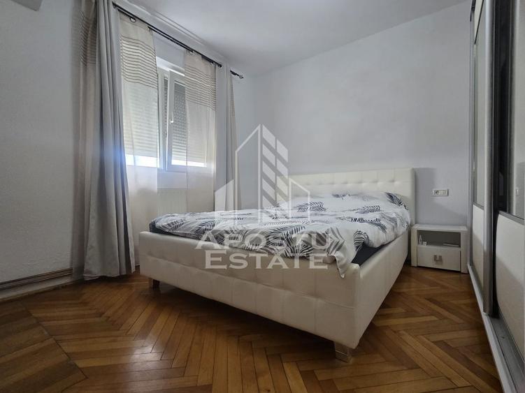Apartament 3 camere decomandat, etaj 4/4 negociabil