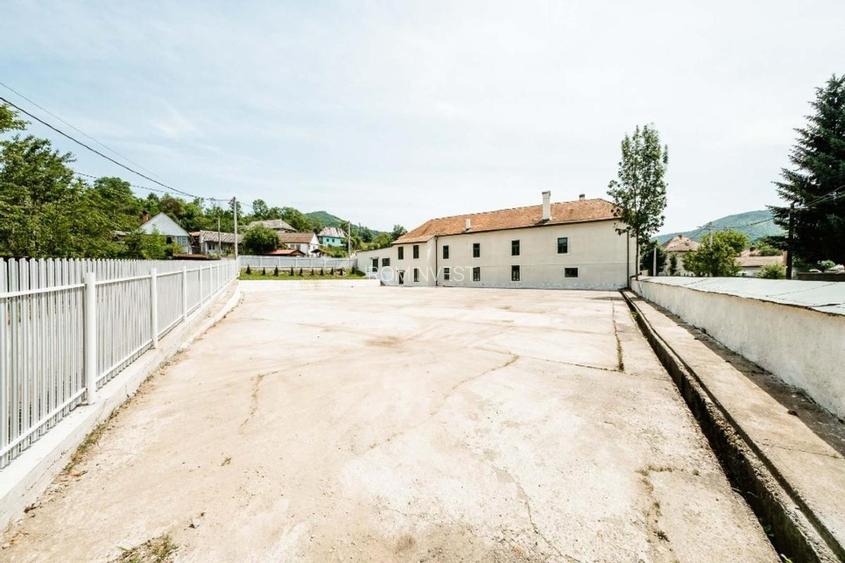 Vanzare rapida in Transilvania: proprietate in centrul orasului Abrud - 10