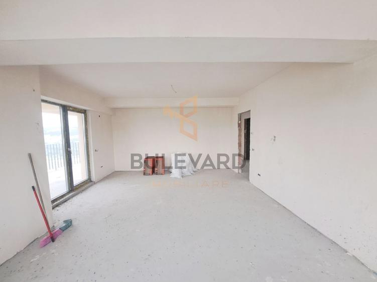 Pret special! Apartament 3 camere + terasa 13 mp view superb!