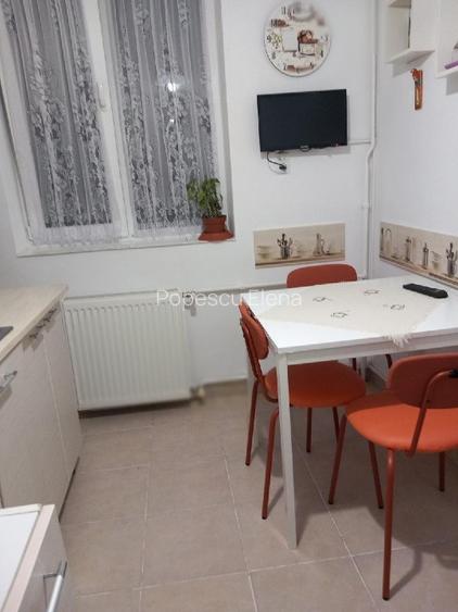 2 camere decomandate, conf 1 , supr. 45 m patrati, etaj 3,, zona bulevard - 13