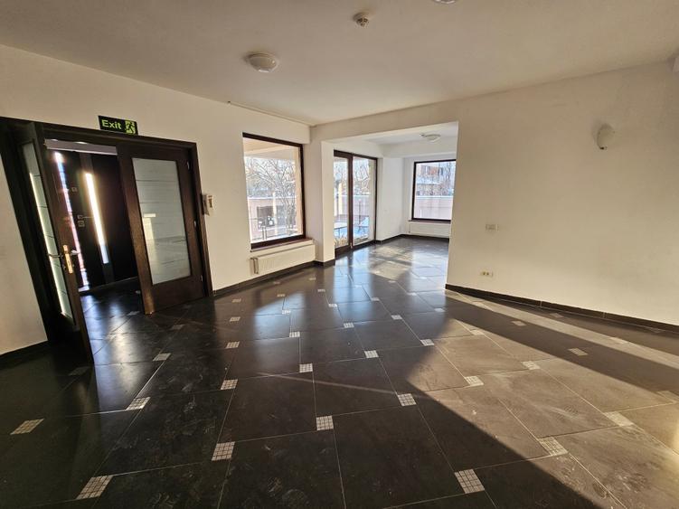 Casă individuală P+2, 5 camere, teren 390 mp – Otopeni