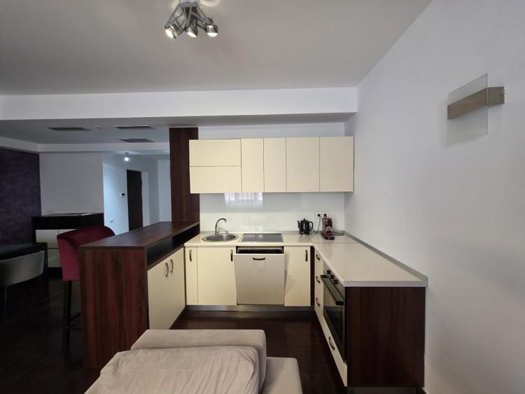HERASTRAU SOSEAUA NORDULUI APARTAMENT 3 CAMERE MODERN LOC PARCARE