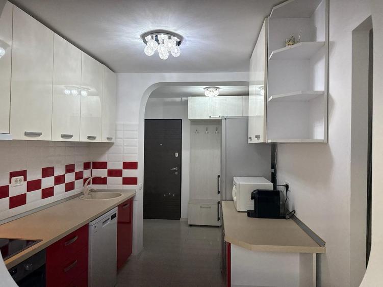 Inchiriez apartament 2 camere - Dristor
