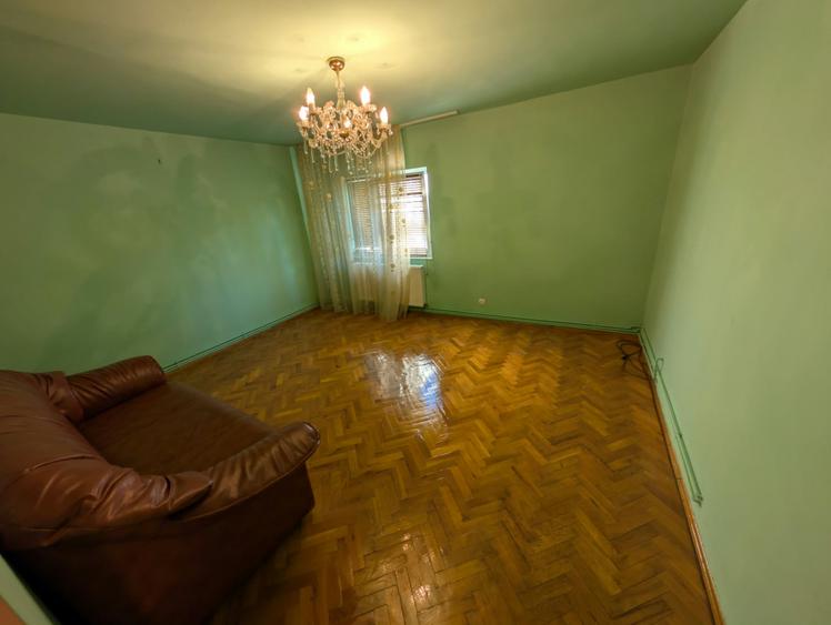 Apartament 3 camere cu 2 bai, cartier Manastur