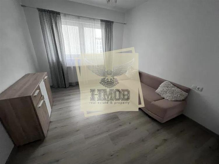 Apartament 3 camere etaj 1 cu loc de parcare privat
