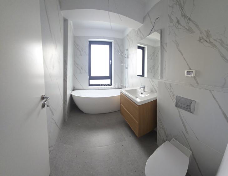 Vila 5 camere OTOPENI - 23 AUGUST, str.Mesteacanului, mutare rapida, 0%comion