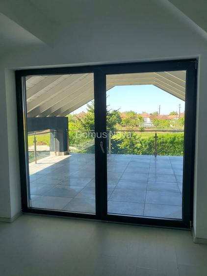 Casă modernă P+E+M de vânzare în Peciu Nou | 180 mp utili | Teren 500 mp | 3 dor - 12