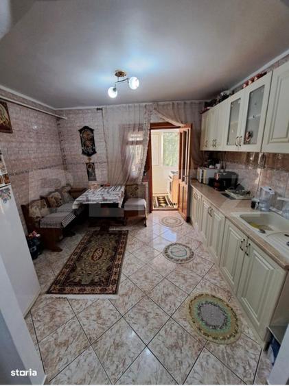 Apartament 2 camere, 52 mp, decomandat, zona Zamca