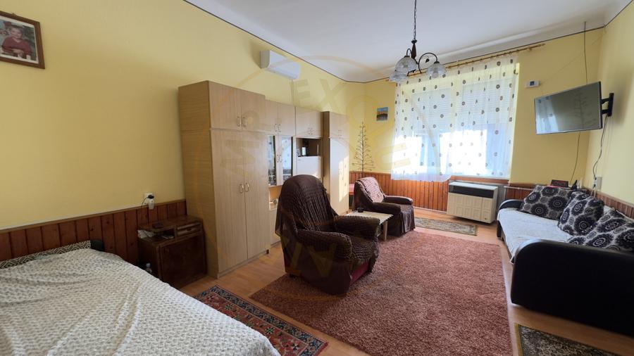 Casa 4 camere cu Teren 2.974 mp | Rezidenta sau afacere | Carei