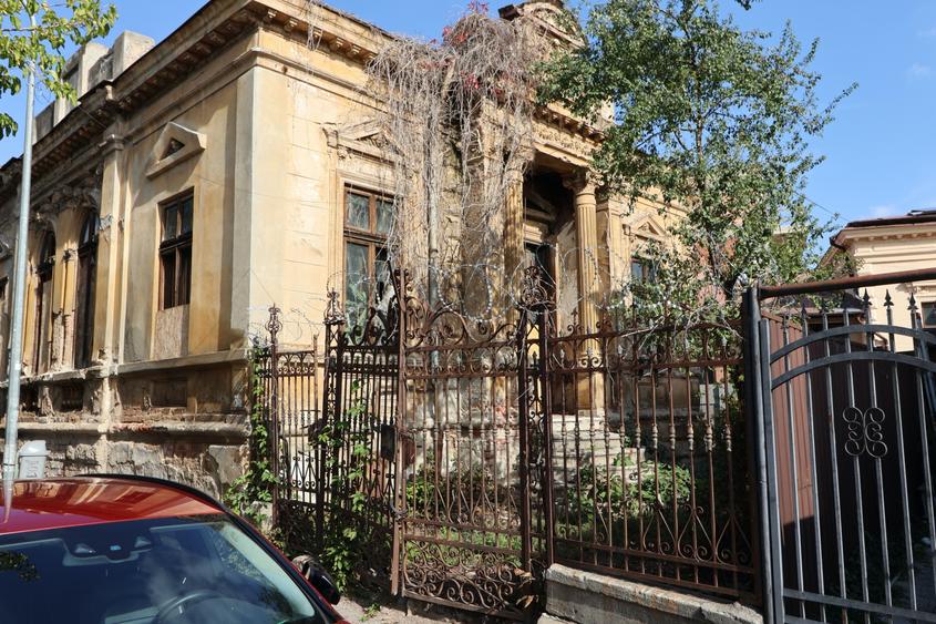 Casă istorică de restaurat în zona Bulevardul Regina Maria – Unirii