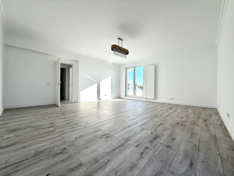 Veranda Mall / Penthouse Spațios cu Terasa + Parcare / Bloc Boutique 2021