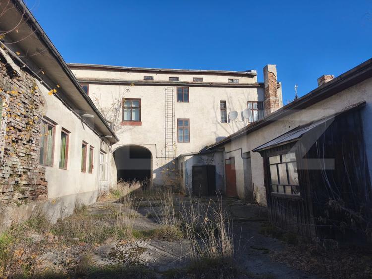 Spatiu multifunctional, zona ultracentrala, 1883mp, Siret