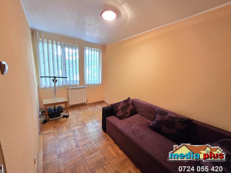 Apartament 3 camere de vânzare în Micro 16 – Galați