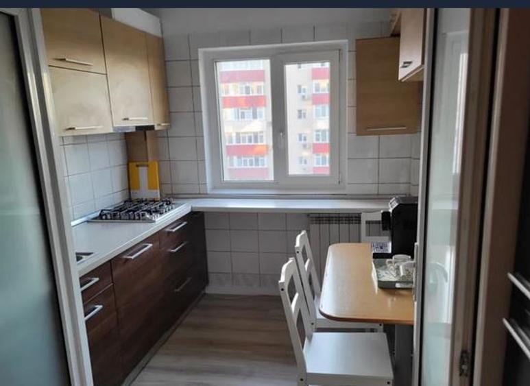 Apartament 2 Camere,Tineretului,Metrou,Amenajat,2 balcoane,mobilat,parcare