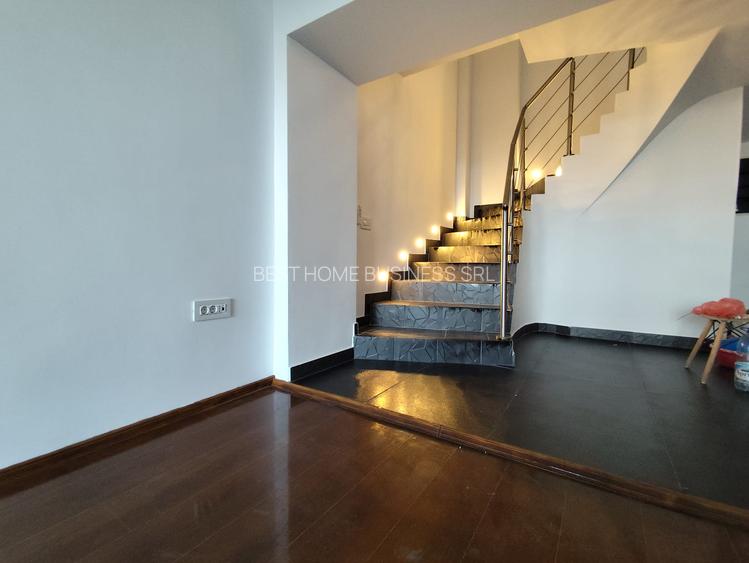 Apartament tip Penthouse 200 mp Plaza Union