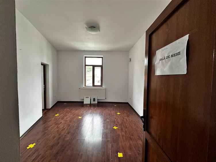 Casa sau spatii, de la 100mp la 450mp, Iasi, centru, str. Vovideniei