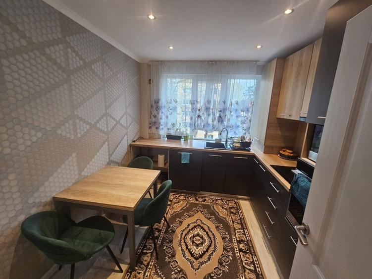 Apartament 3 camere, 72mp, zona Tatarasi, Liceul Alexandru Ioan Cuza, ID:162316