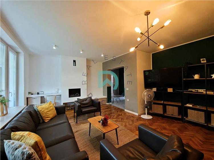 4 camere, centru, parcare, priveliste unica