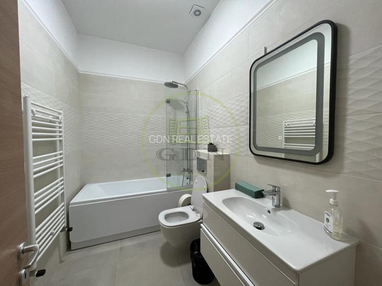 Spatiu de birou modern zona Platinia - 8